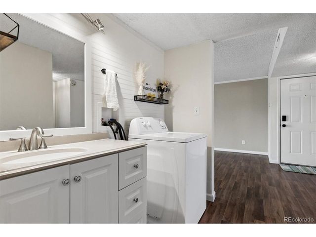 12170 E Kepner Pl, Aurora, CO 80012