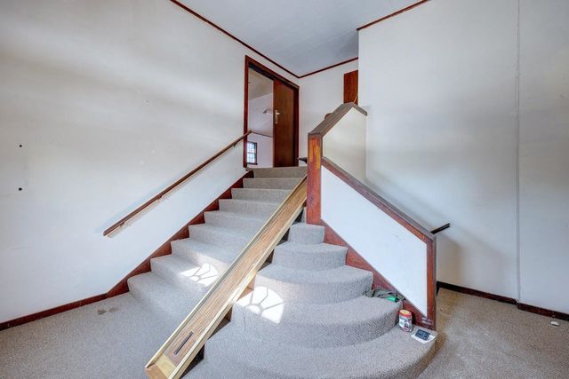 1020 E 12th Ave, Winfield, KS 67156