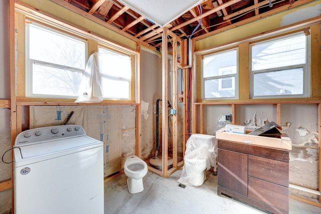 1020 E 12th Ave, Winfield, KS 67156