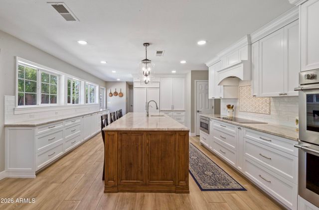 7823 N 7th Place, Phoenix, AZ 85020