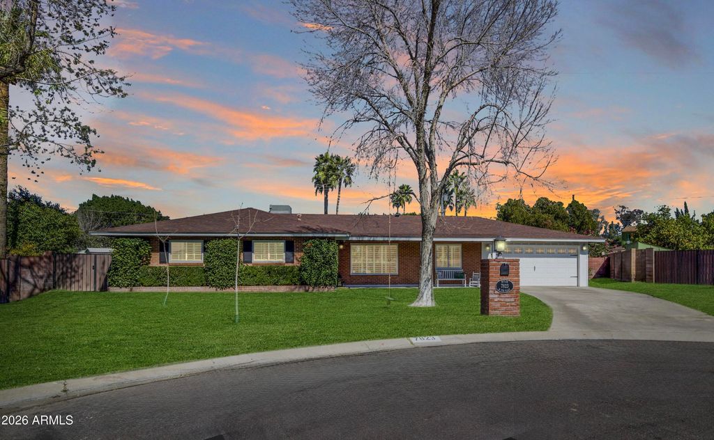 7823 N 7th Place, Phoenix, AZ 85020