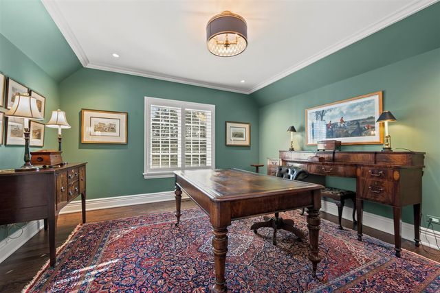 745 E Woodland Road, Lake Forest, IL 60045