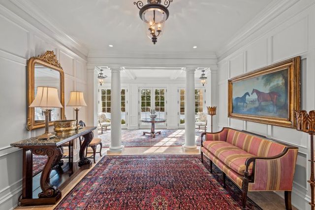 745 E Woodland Road, Lake Forest, IL 60045