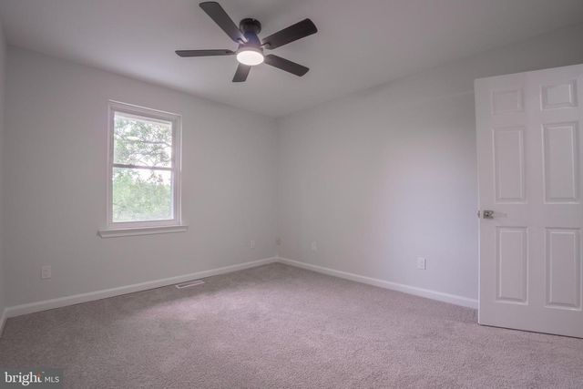 110 OAK DR, Stafford, VA 22554