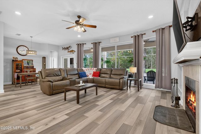 2304 SPRING HILL Court, Fleming Island, FL 32003