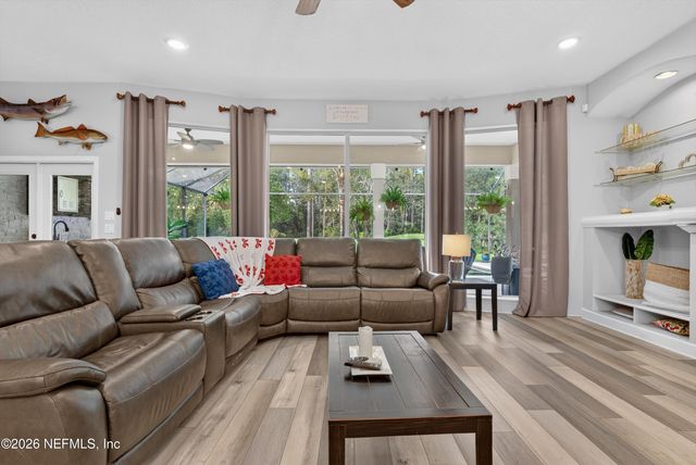 2304 SPRING HILL Court, Fleming Island, FL 32003