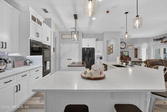 2304 SPRING HILL Court, Fleming Island, FL 32003