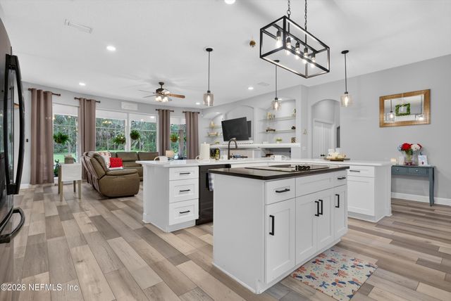 2304 SPRING HILL Court, Fleming Island, FL 32003