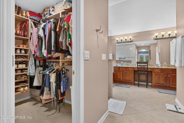 2304 SPRING HILL Court, Fleming Island, FL 32003