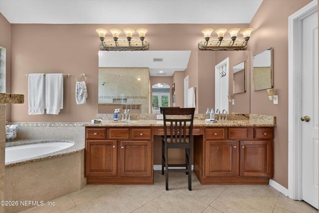 2304 SPRING HILL Court, Fleming Island, FL 32003