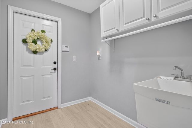 2304 SPRING HILL Court, Fleming Island, FL 32003