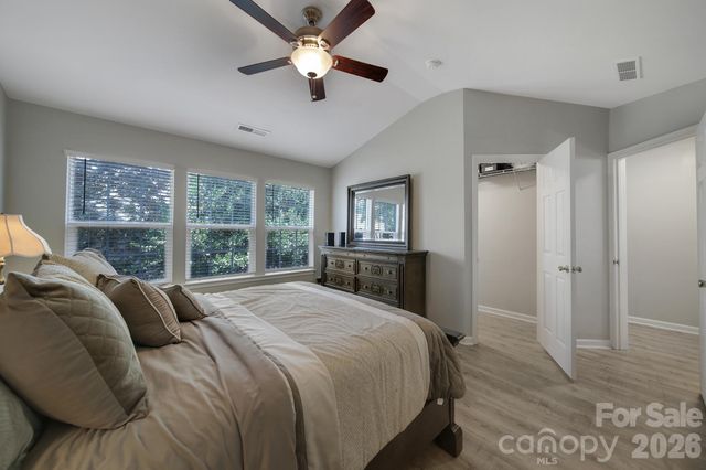 11719 Woodmere Trace Drive, Charlotte, NC 28277