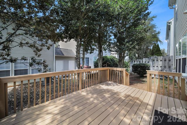11719 Woodmere Trace Drive, Charlotte, NC 28277