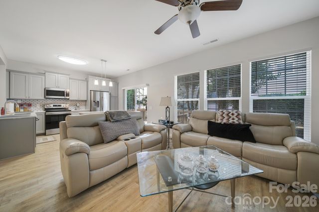 11719 Woodmere Trace Drive, Charlotte, NC 28277