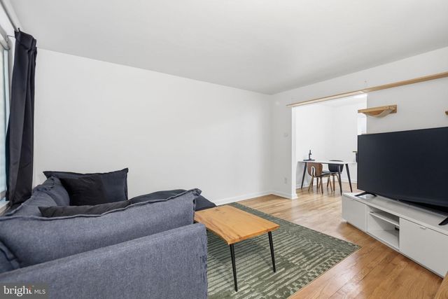 3417 BAKER ST NE, Washington, DC 20019