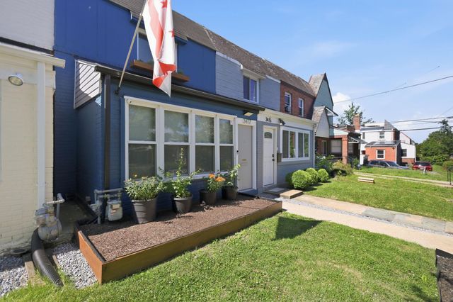 3417 BAKER ST NE, Washington, DC 20019