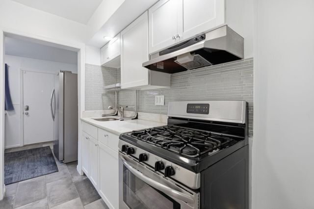 3417 BAKER ST NE, Washington, DC 20019