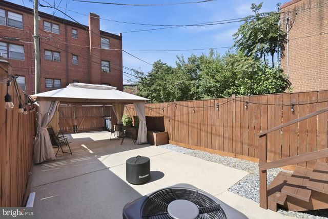3417 BAKER ST NE, Washington, DC 20019