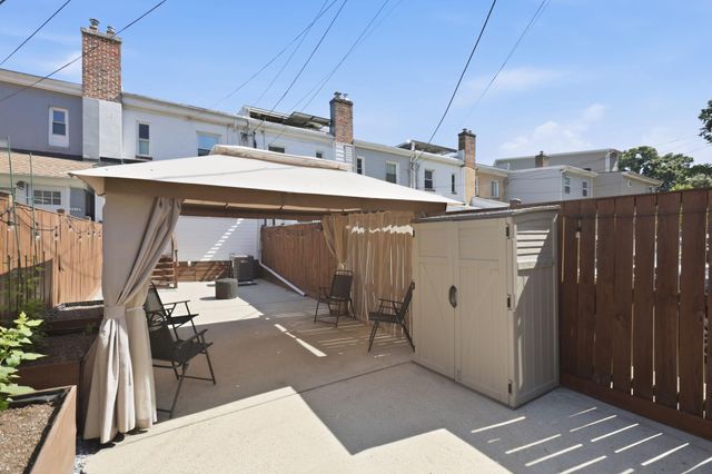 3417 BAKER ST NE, Washington, DC 20019