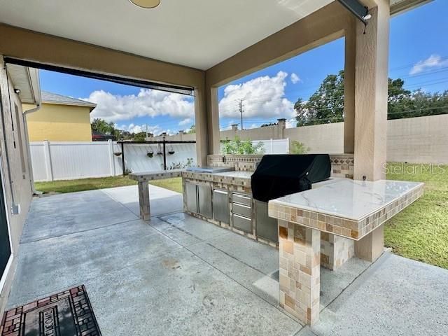 6216 ALAMANDA HILLS BOULEVARD, Lakeland, FL 33813