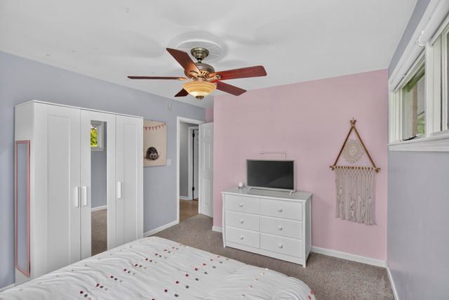 9077 Old Charlotte Pike, Pegram, TN 37143