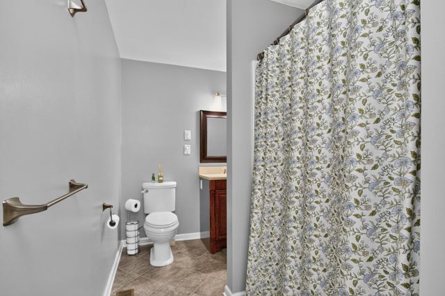 9077 Old Charlotte Pike, Pegram, TN 37143