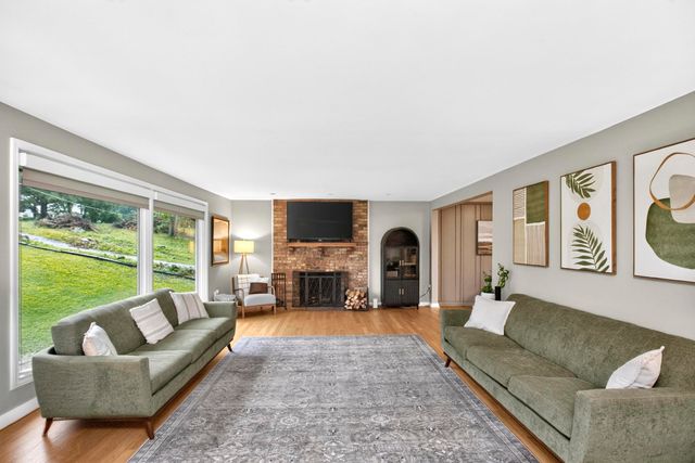 9077 Old Charlotte Pike, Pegram, TN 37143