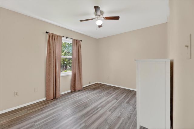 385 Hollywood Drive, Saline, MI 48176