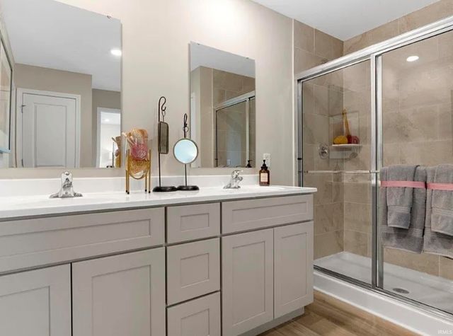 2891 Greenville Court, Warsaw, IN 46582