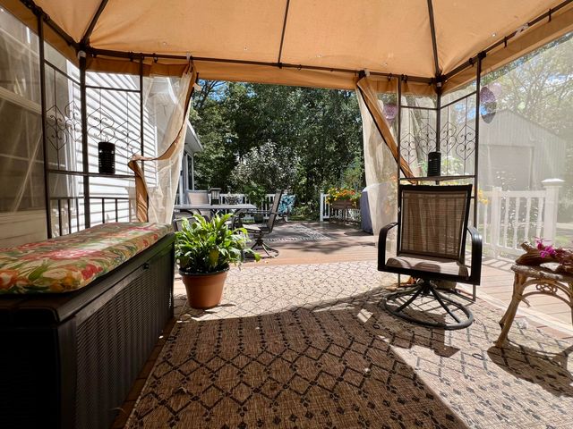 10901 N 555 E, Demotte, IN 46310