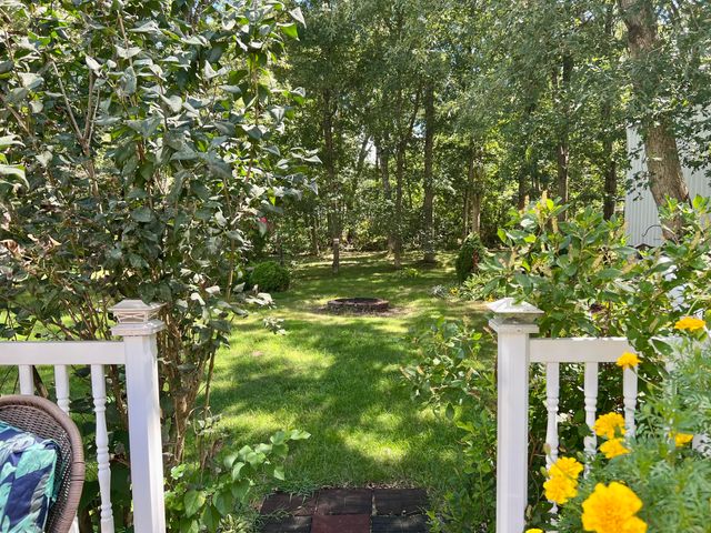 10901 N 555 E, Demotte, IN 46310