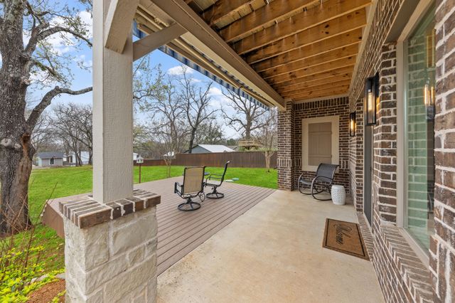 120 Coffee Circle, Pottsboro, TX 75076
