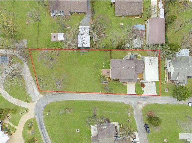 120 Coffee Circle, Pottsboro, TX 75076