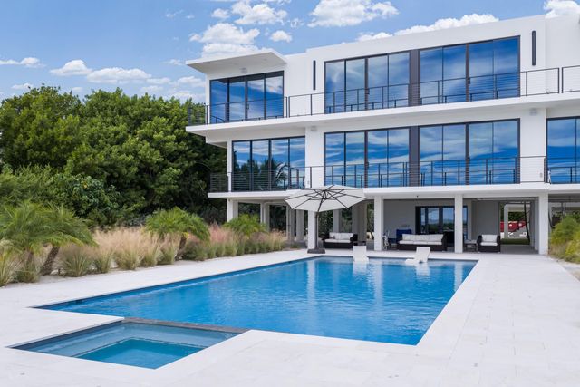 87895 Old Highway, Plantation Key, FL 33036