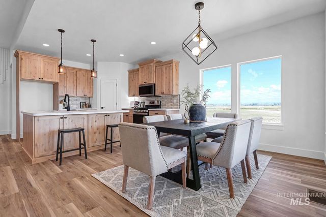 2417 Jackson St, Jerome, ID 83338