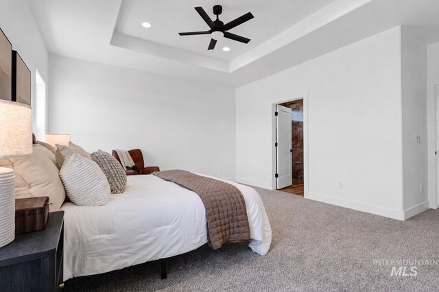 2417 Jackson St, Jerome, ID 83338
