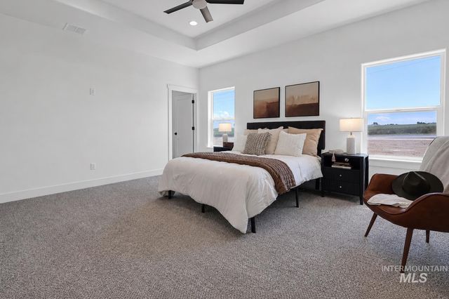 2417 Jackson St, Jerome, ID 83338