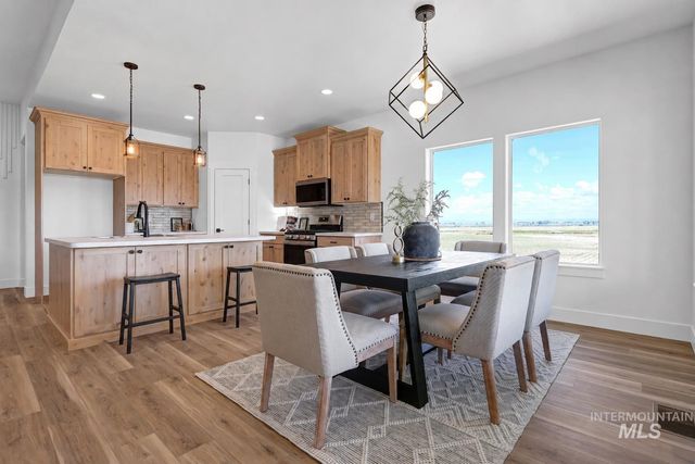 2417 Jackson St, Jerome, ID 83338