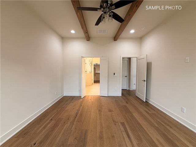 6017 S 41st Street, Rogers, AR 72758