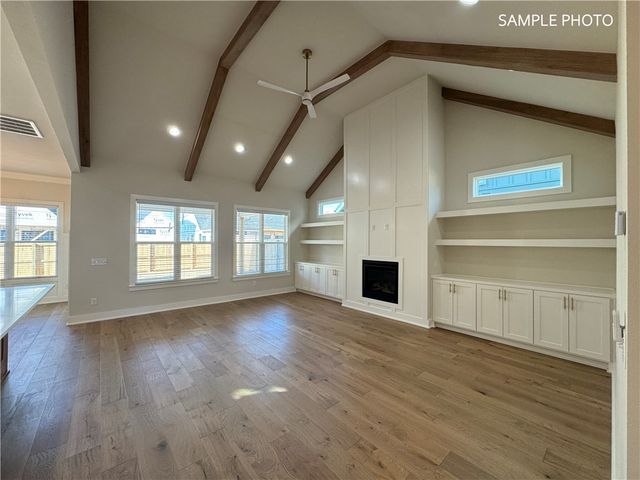 6017 S 41st Street, Rogers, AR 72758
