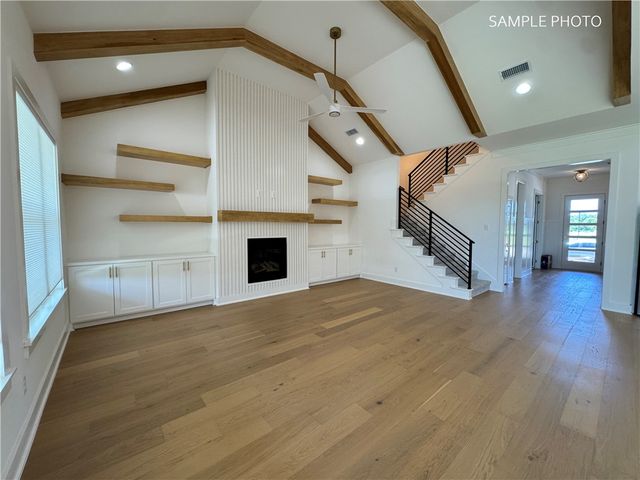 6017 S 41st Street, Rogers, AR 72758