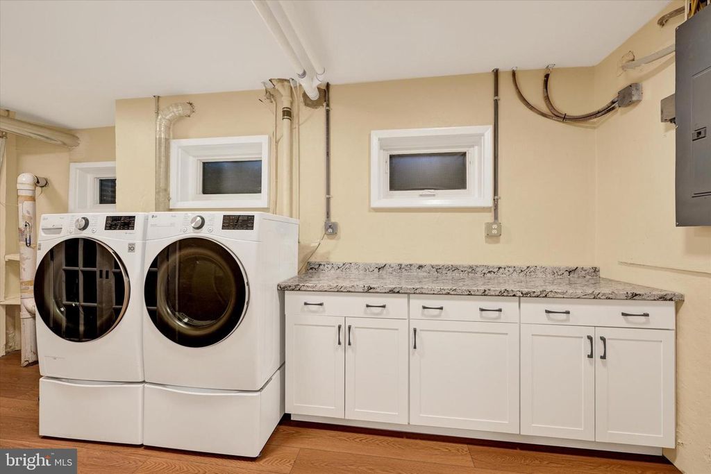 Image 50 of property listing at 904 BELLEMORE RD, Baltimore, MD 21210