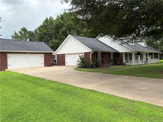 1260 Bobwhite Avenue, Springdale, AR 72764