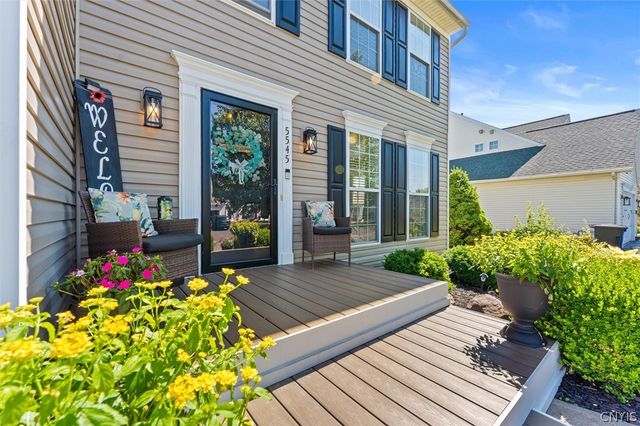 5545 Rockhampton, Clay, NY 13041