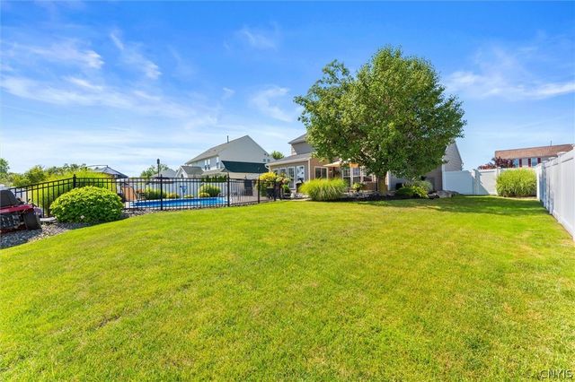 5545 Rockhampton, Clay, NY 13041