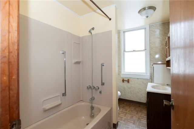 516 North Ave, Millvale, PA 15209