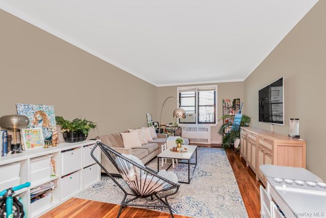 512 Kappock Street 3J, Bronx, NY 10463