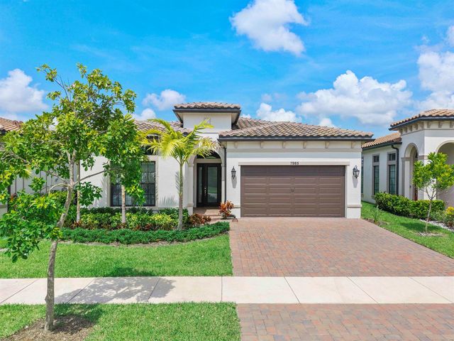 7985 Ironwood Way, Parkland, FL 33067