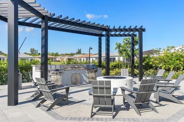 7985 Ironwood Way, Parkland, FL 33067