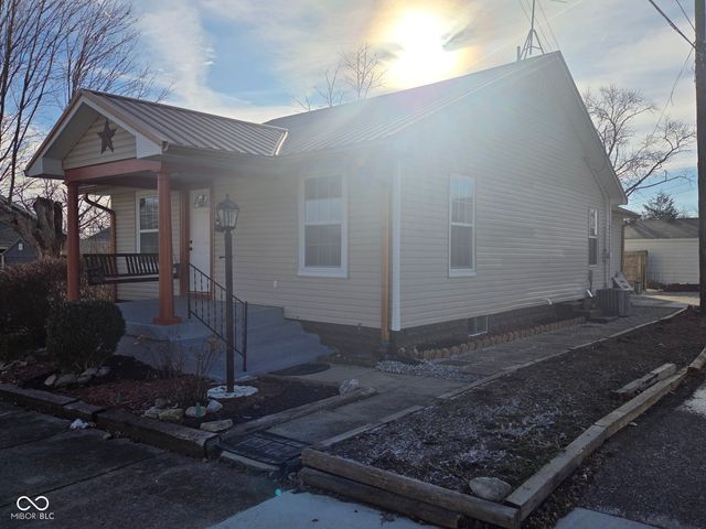 607 4th Street, Shelbyville, IN 46176